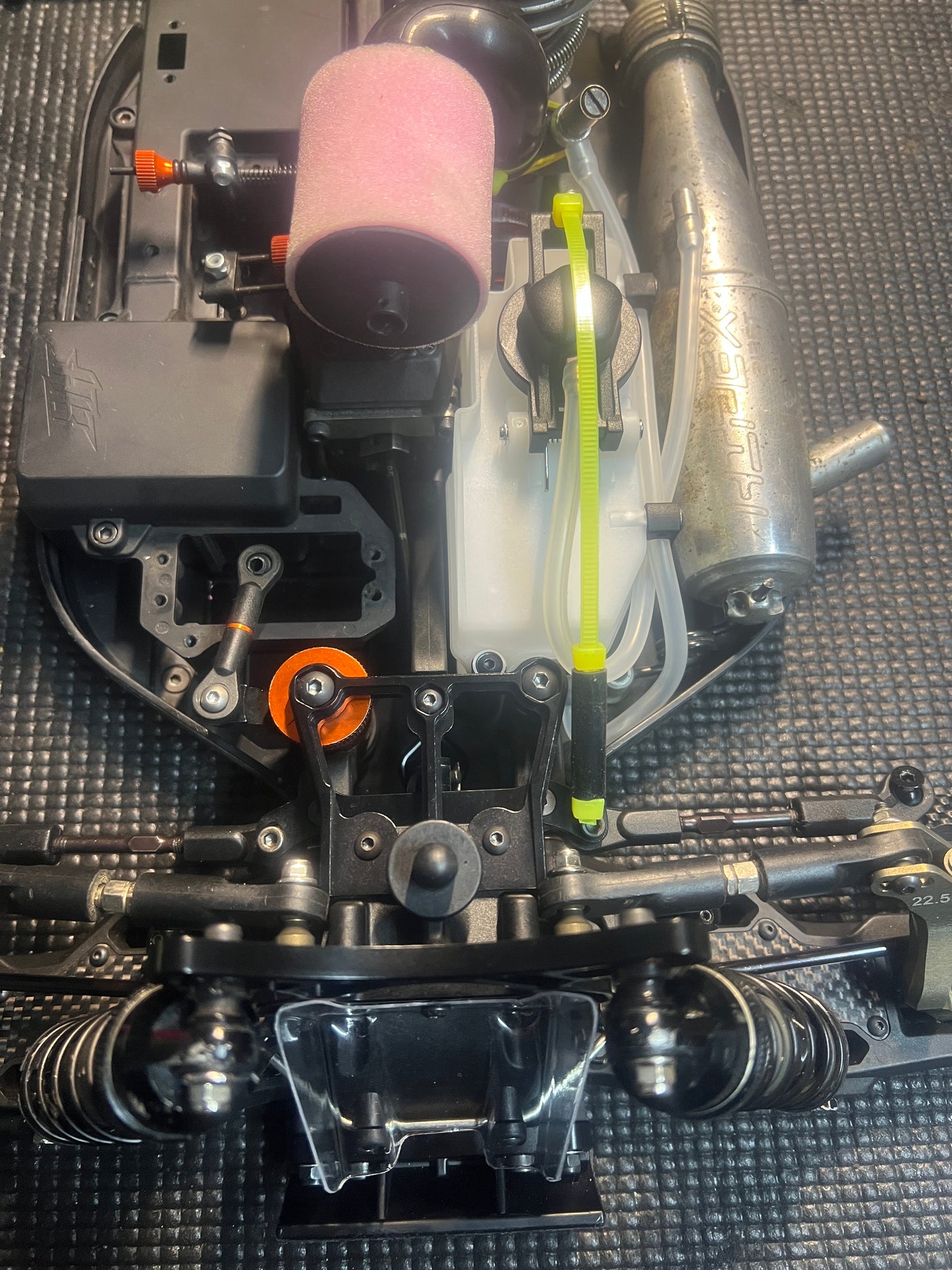 HBRacing D8 World Spec